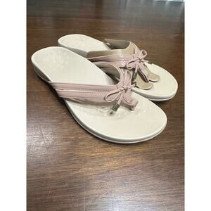 Vionic Bella Flip Flop Sandals Women 9.5 W Preppy Comfort Orthotic Coquette Bow